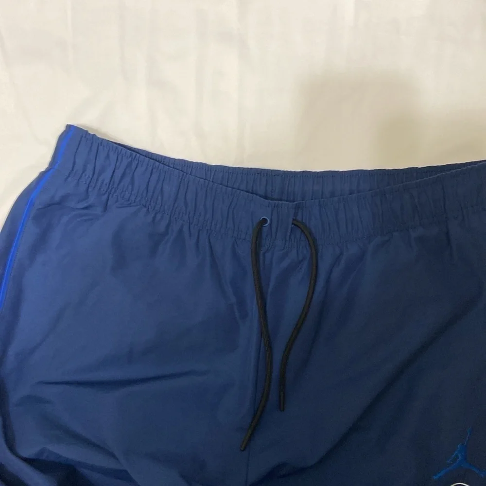 JORDAN MEN BLUE ELASTIC WAIST STANDARD FIT LONG TRACK PANT